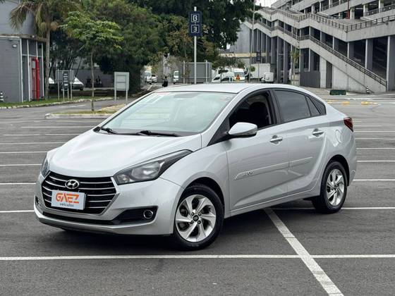 HYUNDAI HB20S 1.6 COMFORT PLUS 16V FLEX 4P AUTOMÁTICO